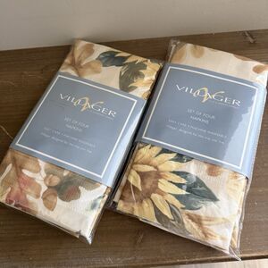 NWT Liz Claiborne Villager Set of 8 Napkins New In Package Sunflower
